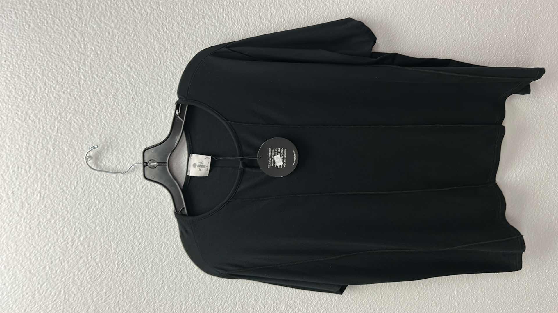 Photo 1 of NWT WOMEN'S SIZE SMALL KNIT TOP $59.95