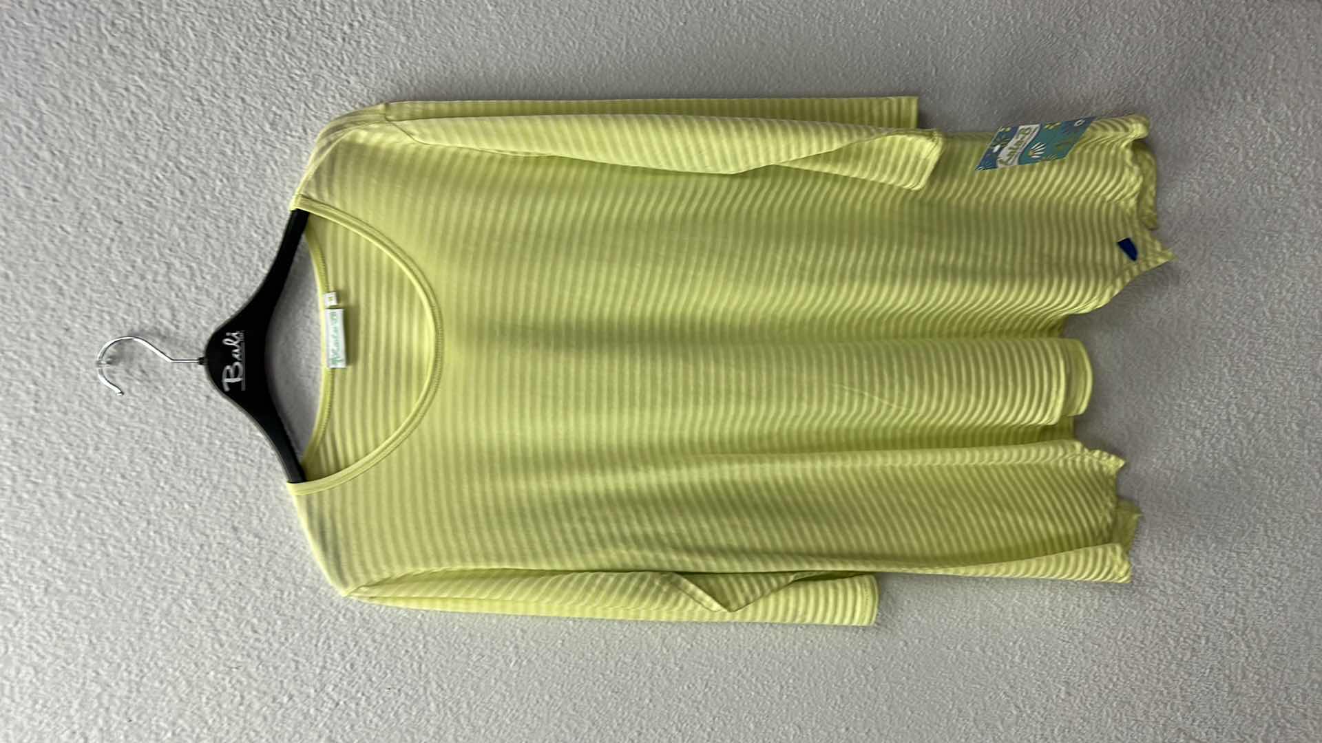 Photo 1 of 2 - NEW WOMEN'S SIZE MED TOPS 