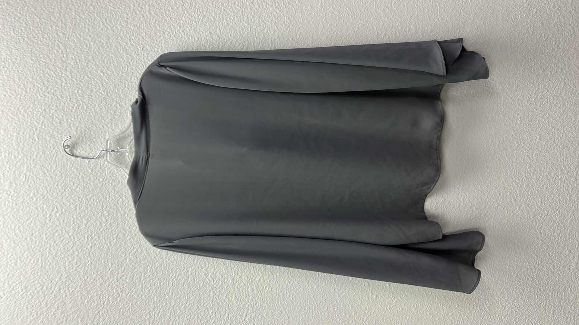 Photo 1 of NWT WOMEN'S SIZE MEDIUM - Gray blouse  $59.95
