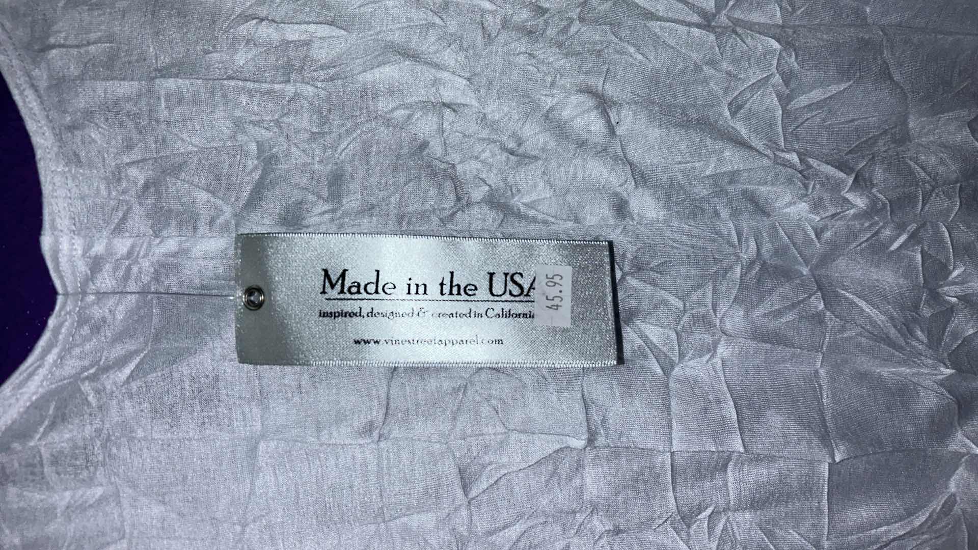 Photo 1 of NWT WOMEN'S SIZE SMALL sleeveless top $45.95