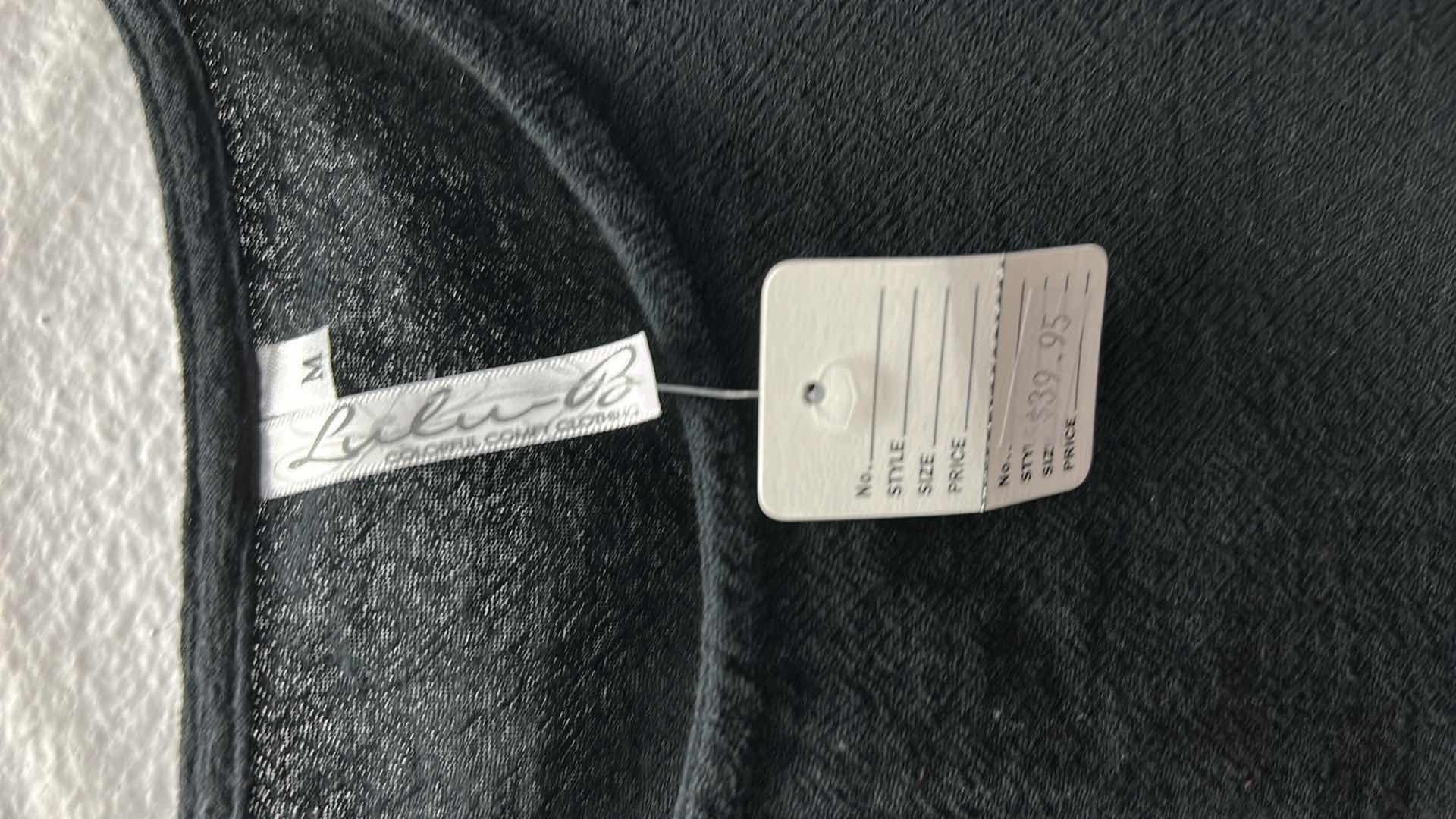 Photo 1 of NWT WOMEN'S SIZE MEDIUM - black tank tops