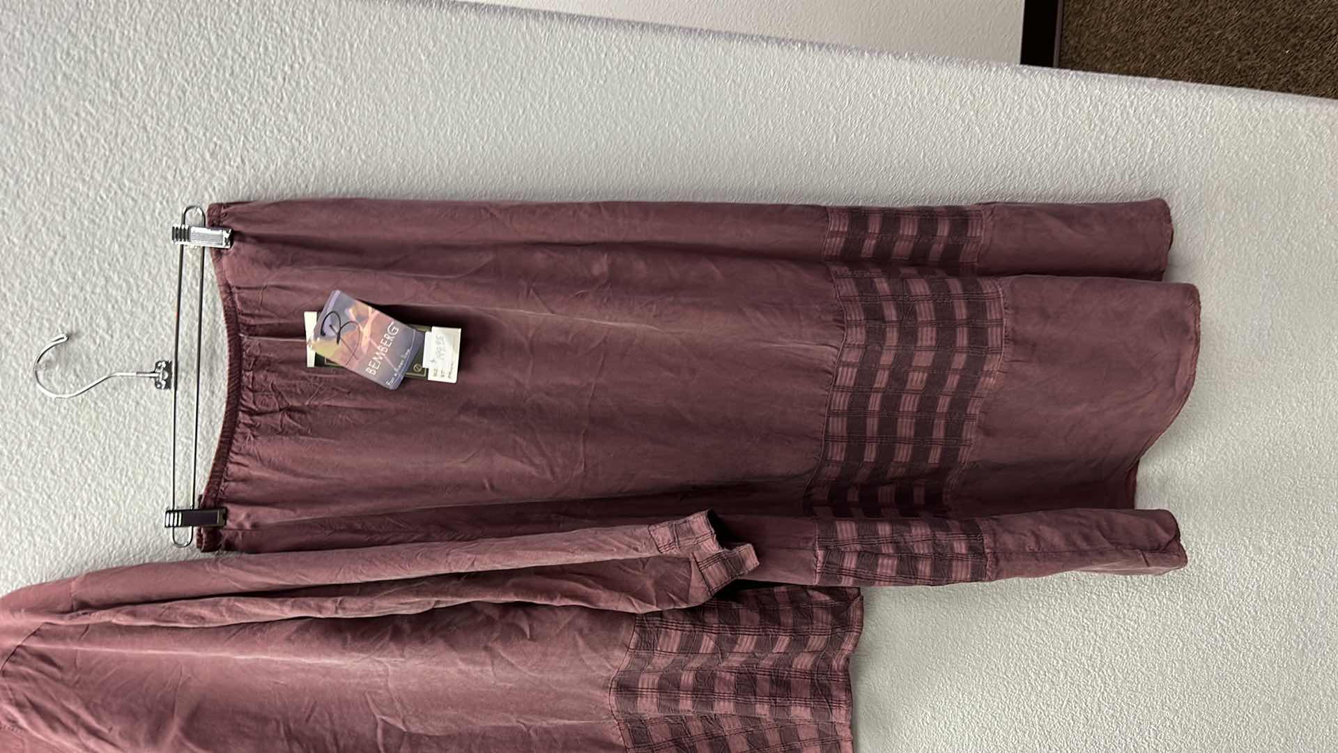 Photo 1 of NWT WOMEN'S SIZE MEDIUM - 100% BEMBERG FABRIC 2 PIECE SET