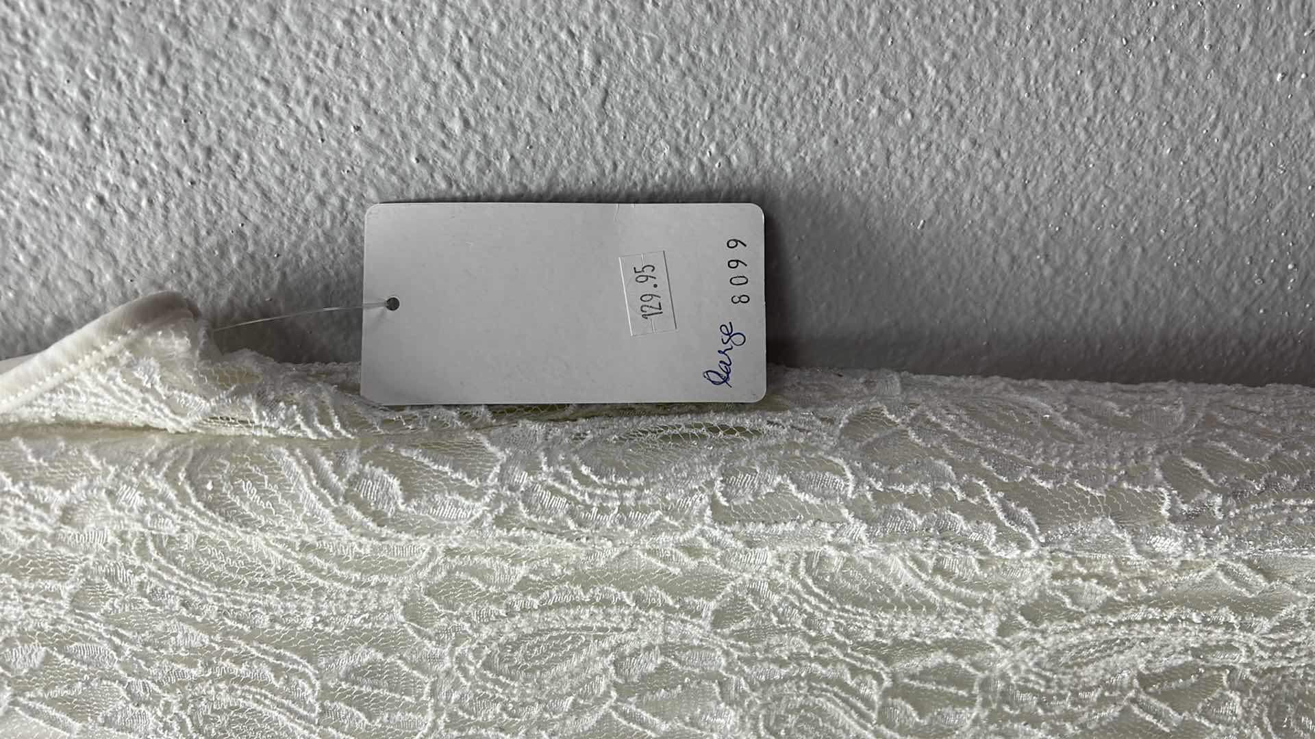 Photo 1 of NWT WOMEN'S SIZE LARGE - White lace dress  $129.95