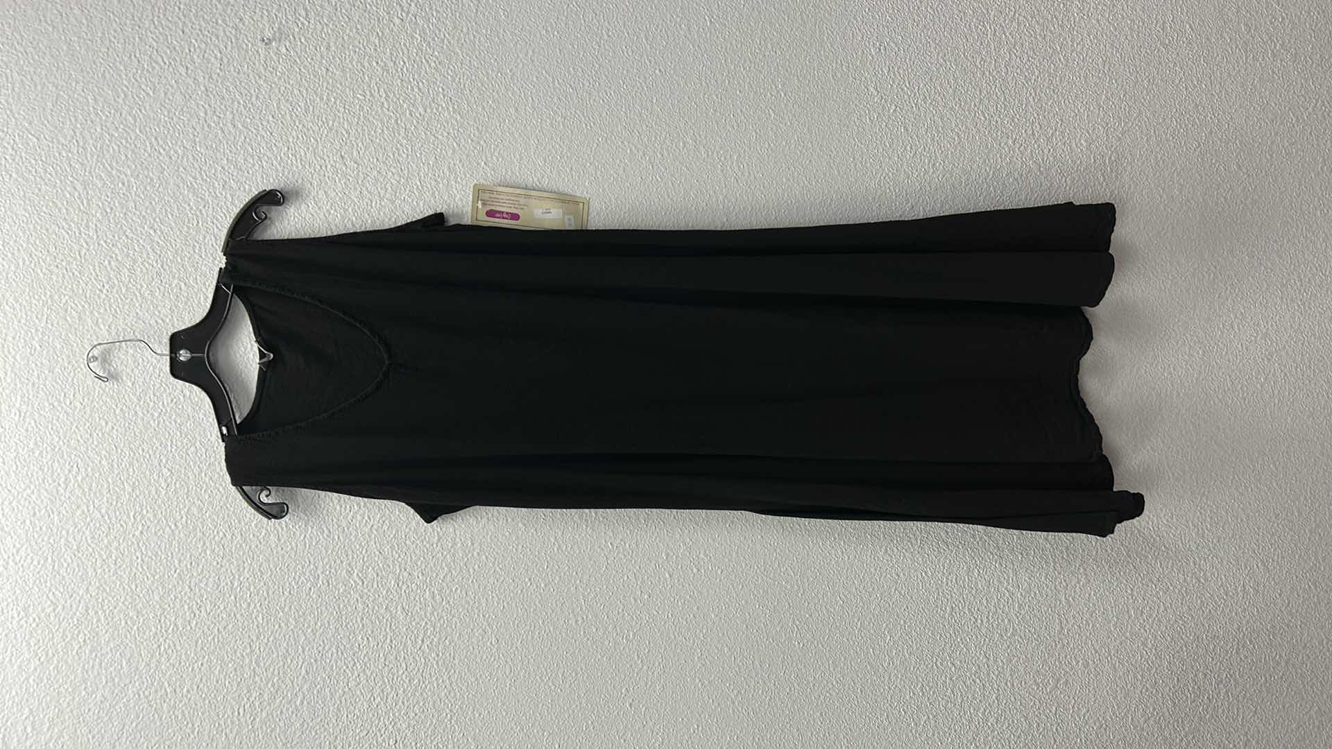 Photo 1 of 2  NWT WOMEN'S SIZE - one sundress one skirt, $59,95