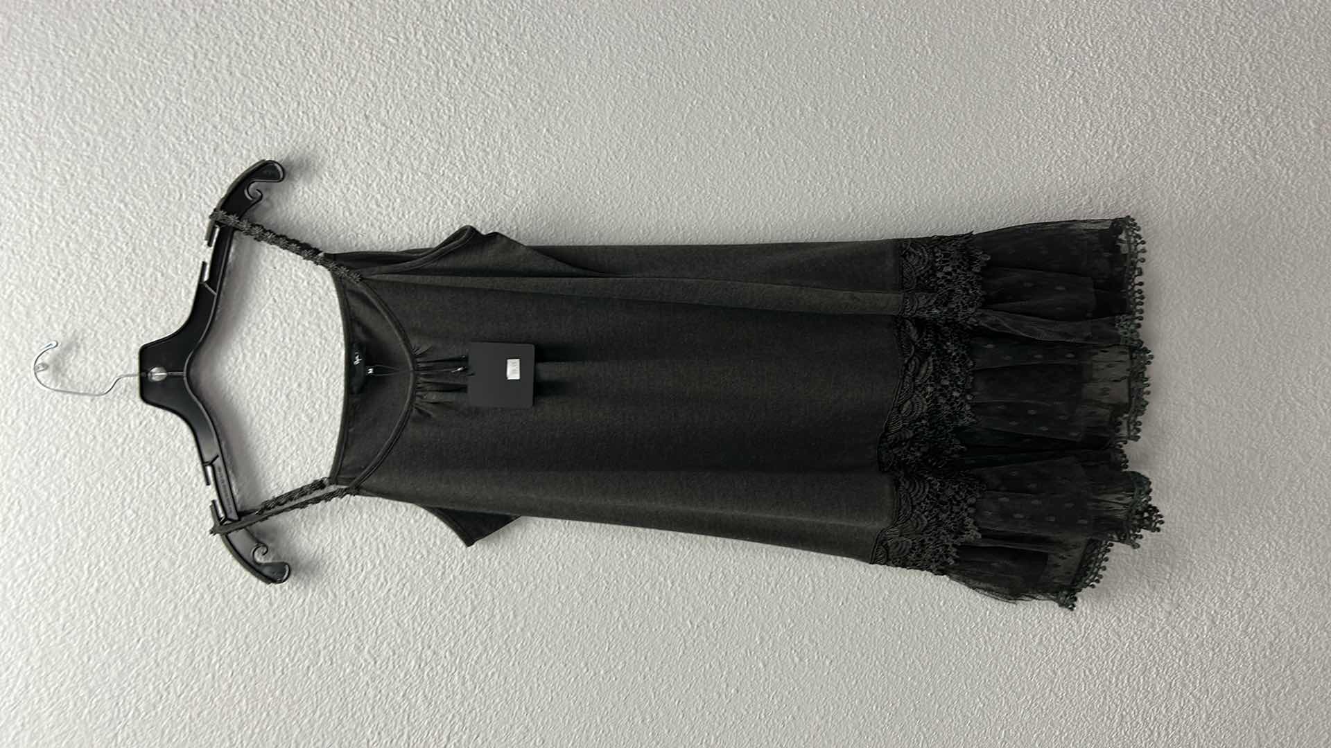 Photo 7 of NWT WOMEN'S SIZE MEDIUM BLACK SUNDRESS 