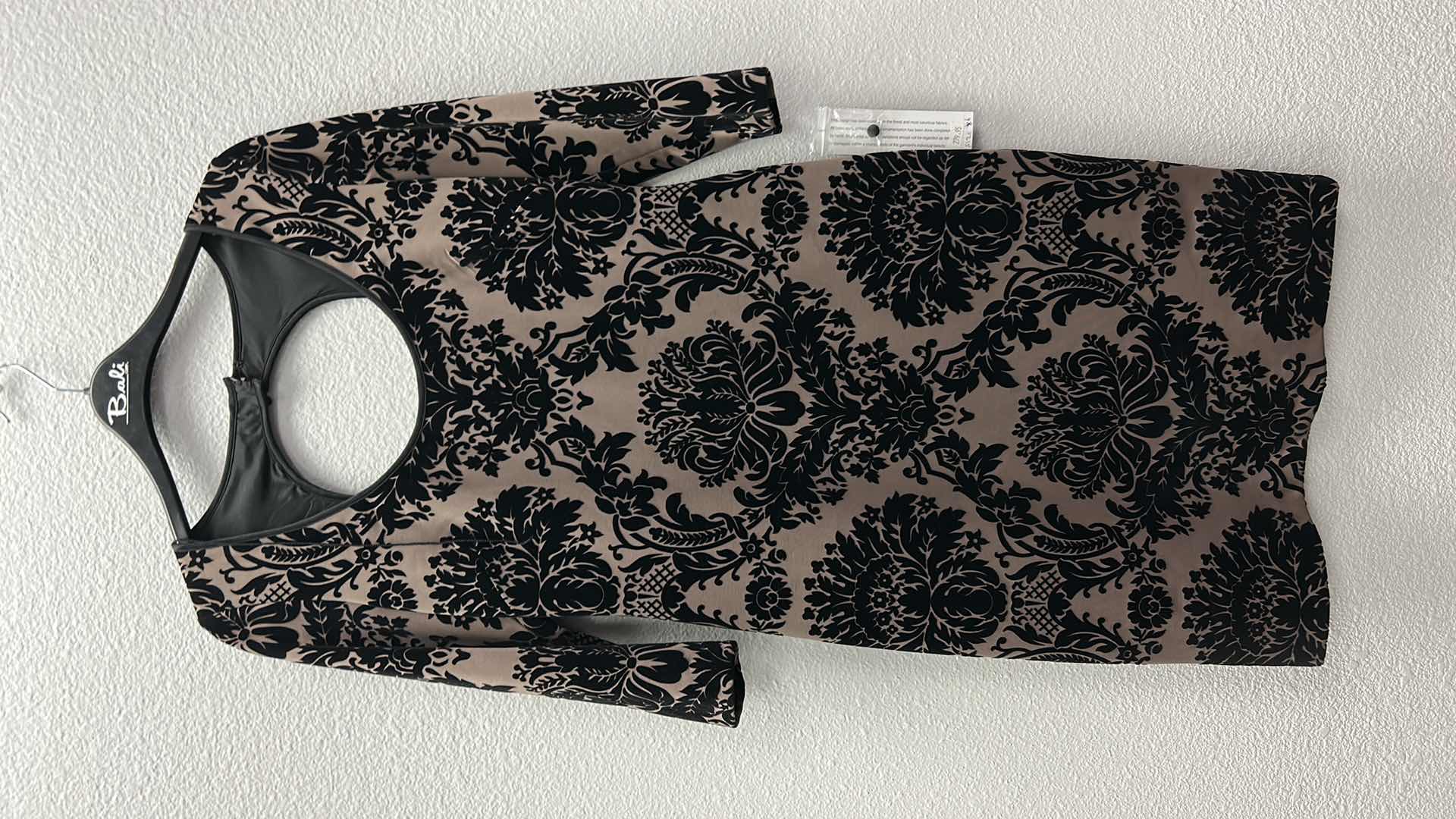 Photo 2 of NWT WOMEN'S SIZE 6 AIDAN MATTOX COCKTAIL DRESS 