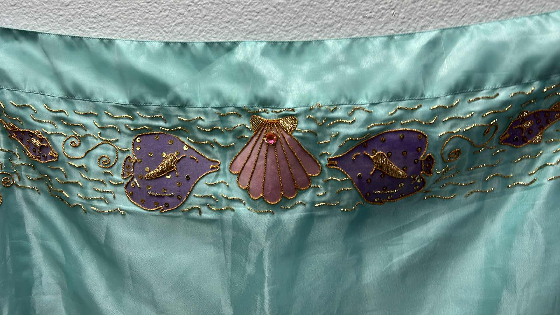 Photo 1 of SEA THEMED SQUARE TABLECLOTH