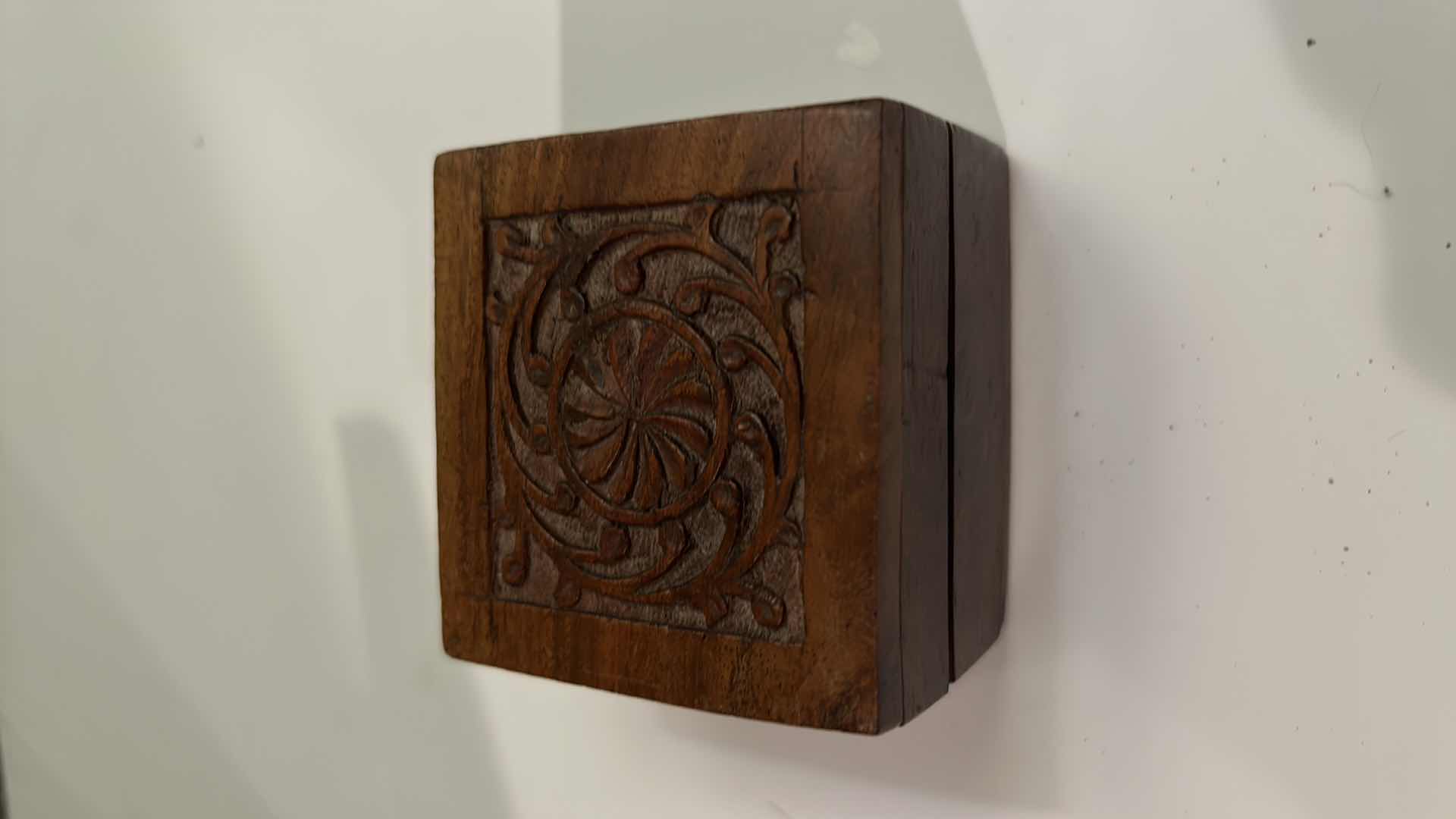 Photo 1 of HOME DECOR -  CAT CHEF FIGURINE  H14.5”AND SMALL WOOD BOX