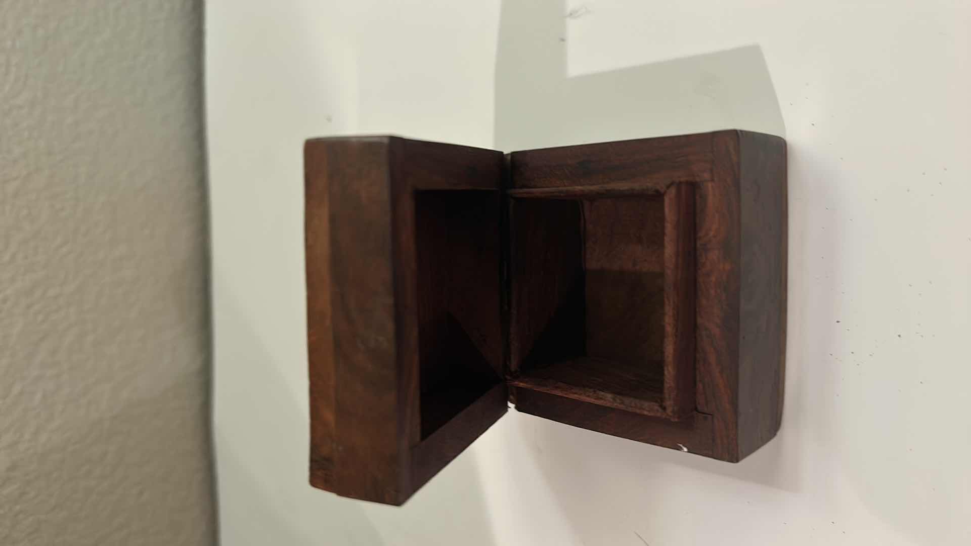 Photo 1 of HOME DECOR -  CAT CHEF FIGURINE  H14.5”AND SMALL WOOD BOX