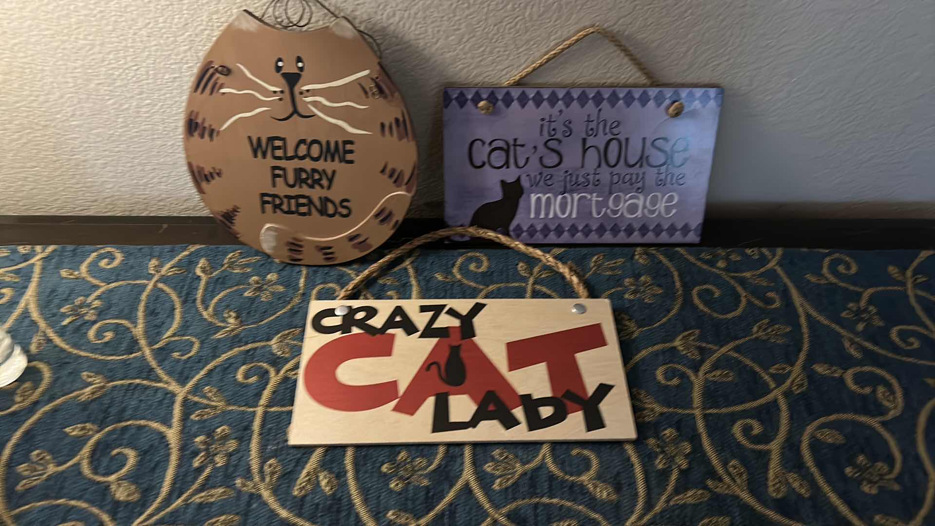 Photo 1 of HOME DECOR ASSORTMENT - 3 CAT PLAQUES, PITCHER AND CRYSTAL VASE