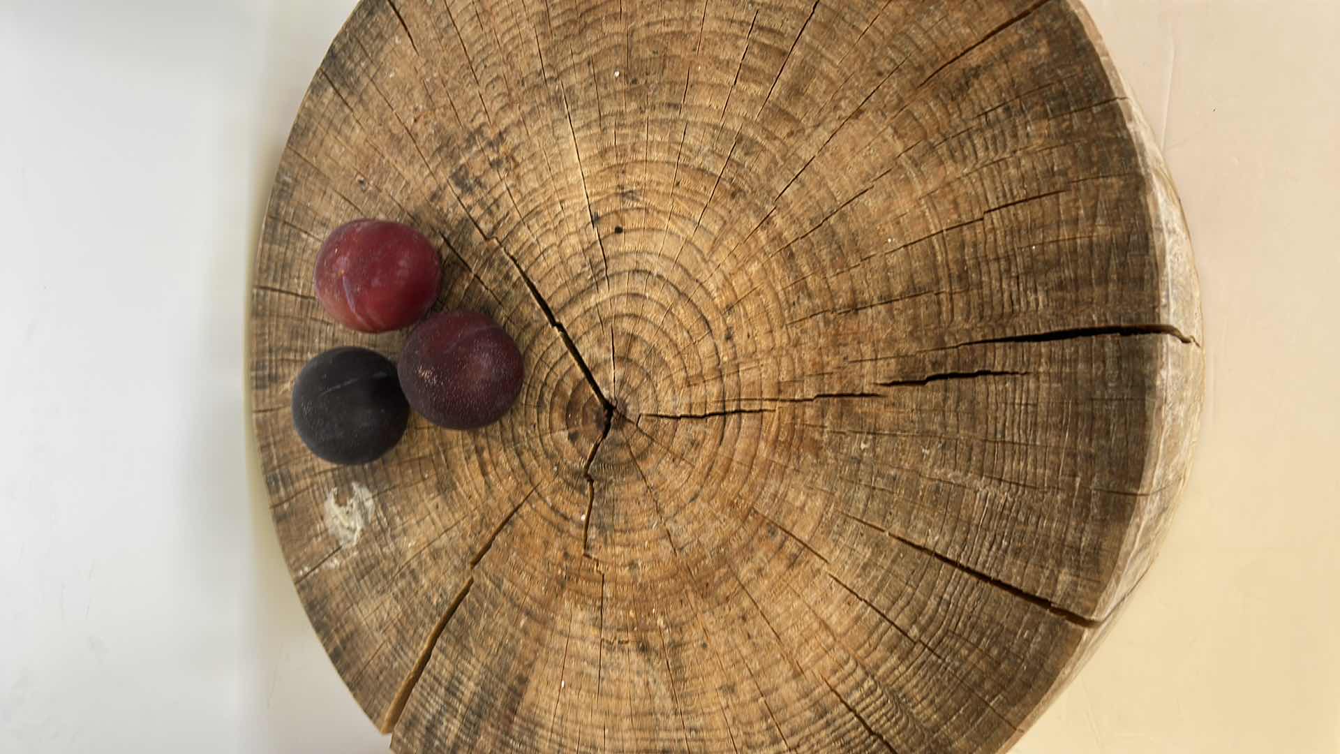 Photo 1 of THICK TRADITIONAL WOOD CHINESE CUTTING BOARD 16” x H 5.5” 