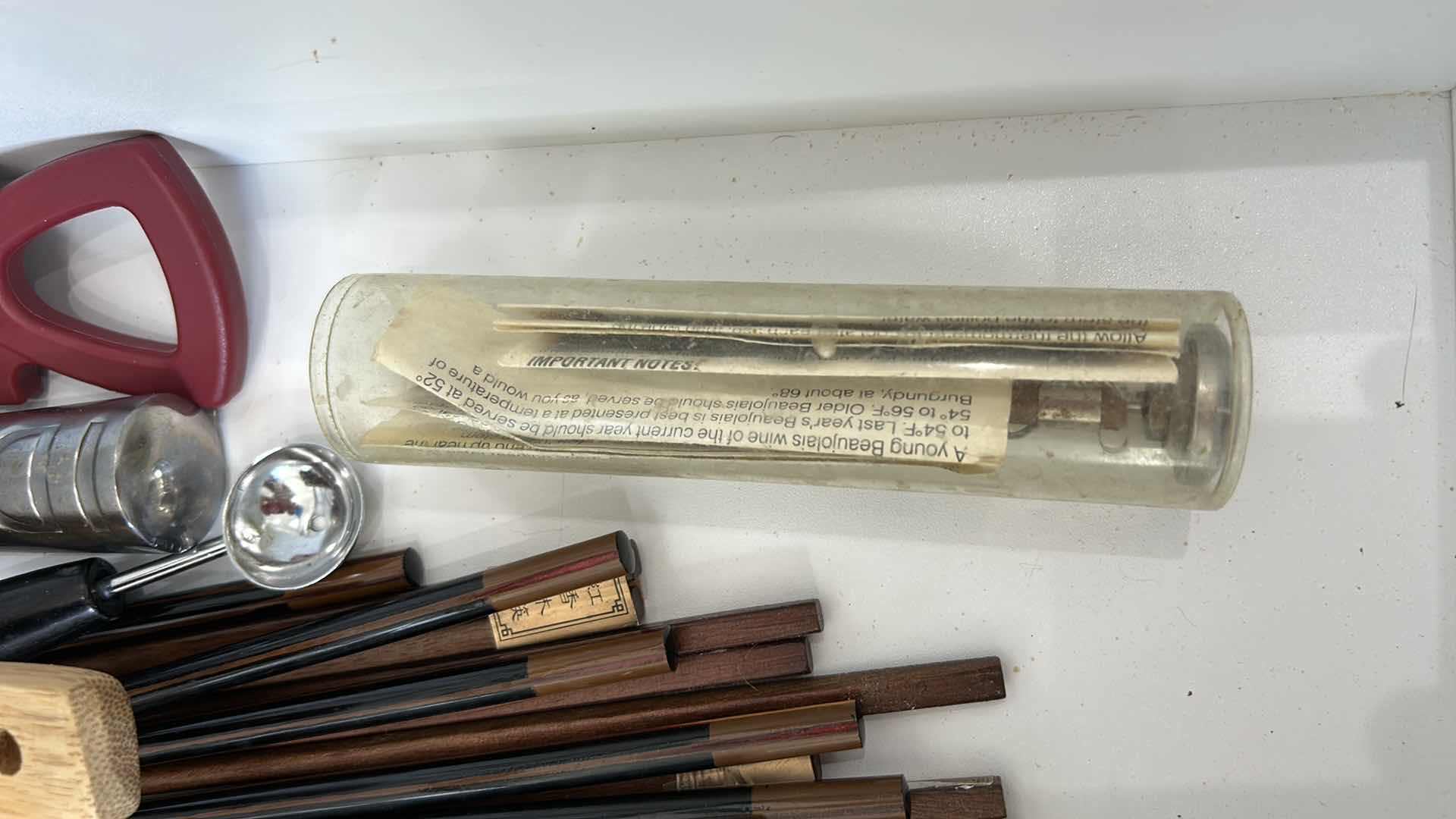 Photo 3 of CONTENTS OF DRAWER - KITCHEN