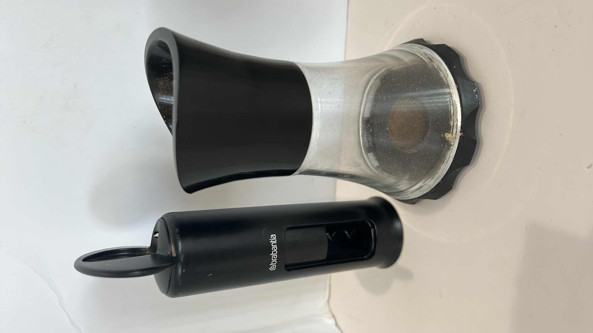 Photo 1 of KITCHEN ASSORTMENT - POTS AND PANS