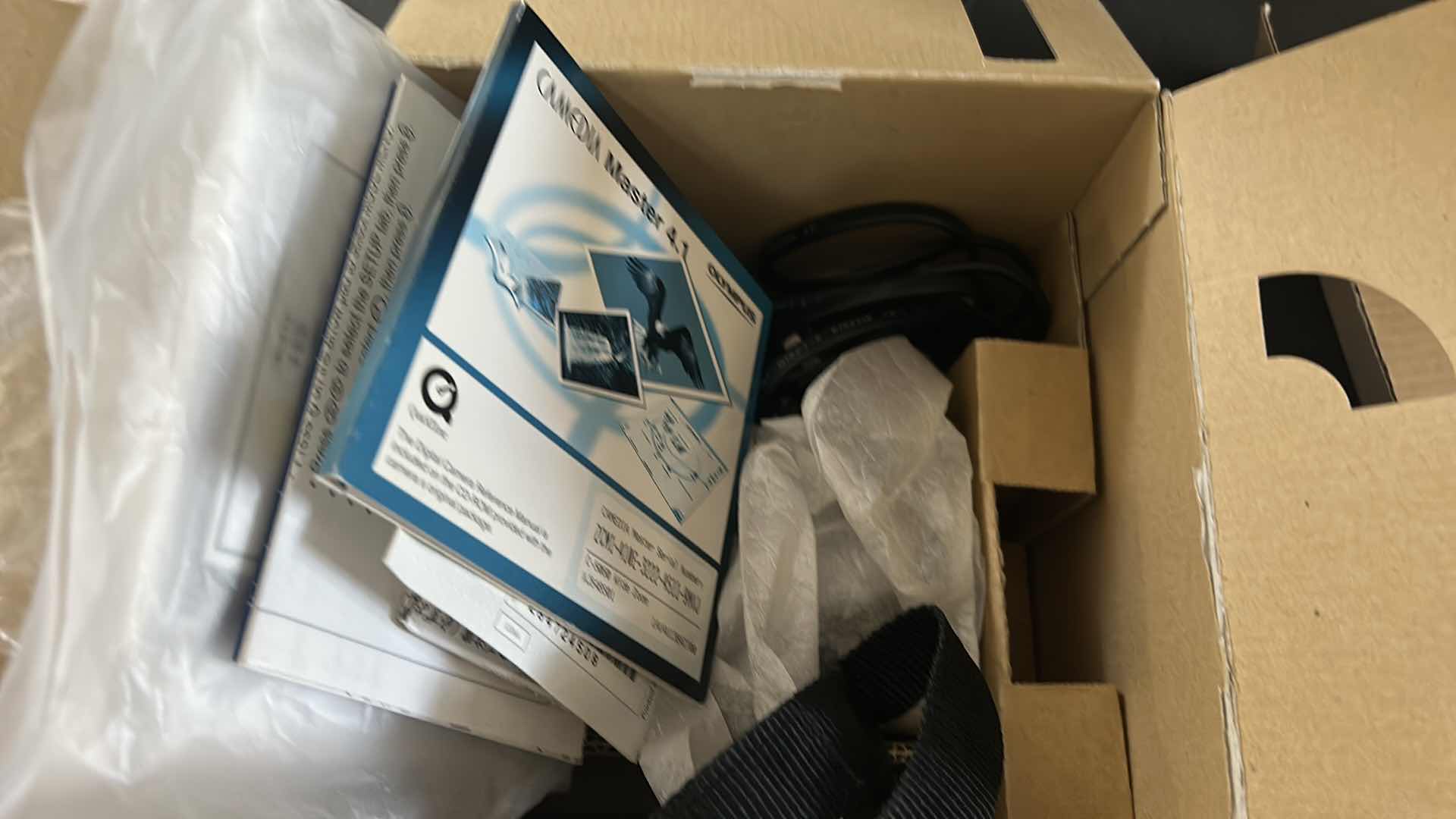 Photo 1 of OLYMPUS C – 5060 WIDE ZOOM DIGITAL CAMERA