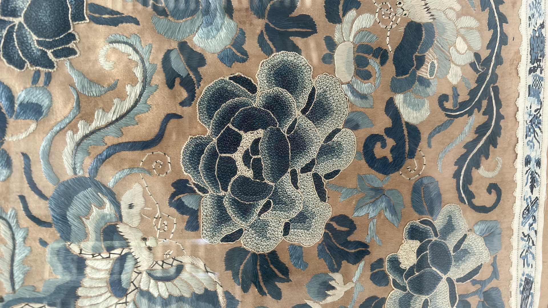 Photo 4 of ANTIQUE CHINESE TEXTILE FABRIC, SILK WITH SILK THREAD HAND EMBROIDERY ARTWORK FRAMED14 1/2” x 17” 16 1/2” x 18 1/2”