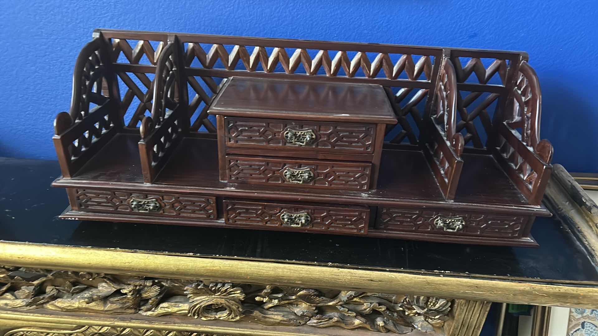 Photo 1 of LARGE VINTAGE CHINESE ORNATELY CARVED WOOD DESK TOPPER