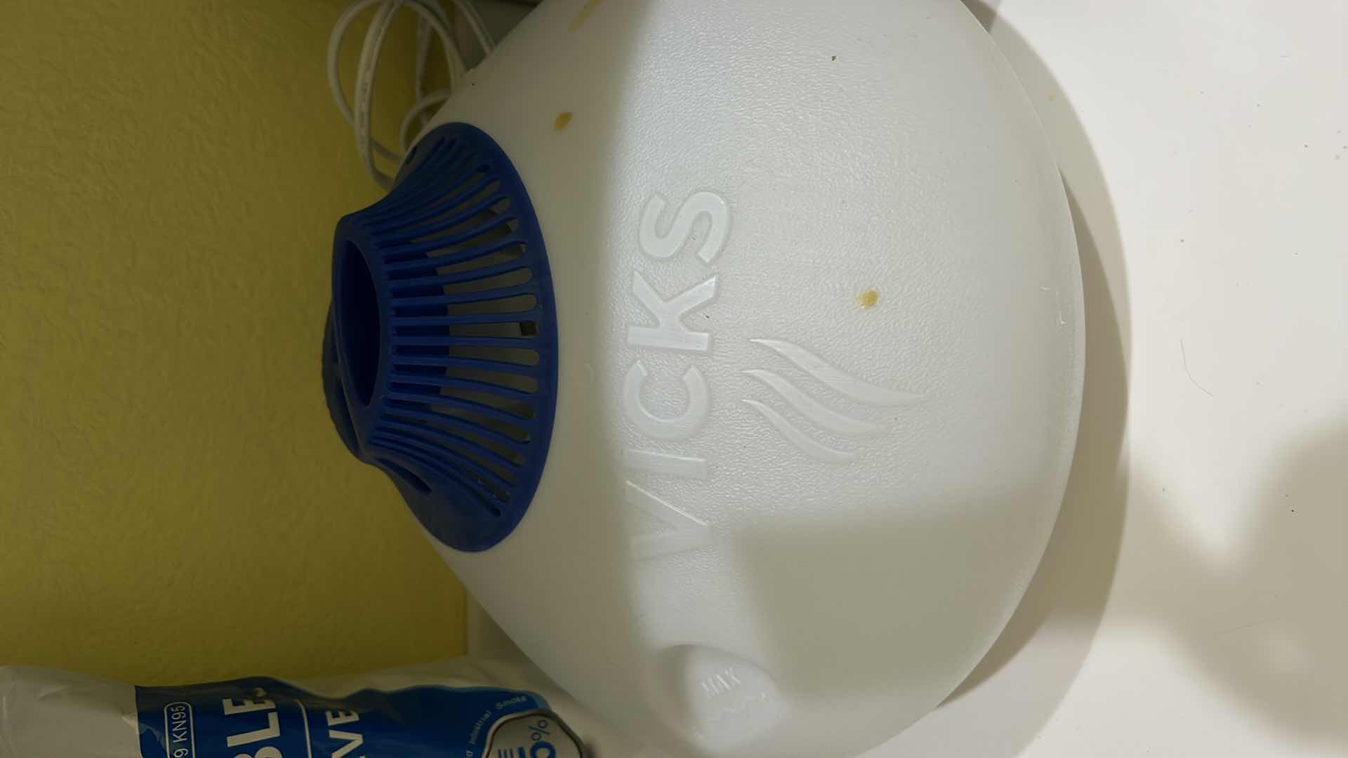 Photo 1 of MEDICAL SUPPLIES - VICKS HUMIDIFIER AND 4 NEW BAGS/BOXES OF N95 MASKS