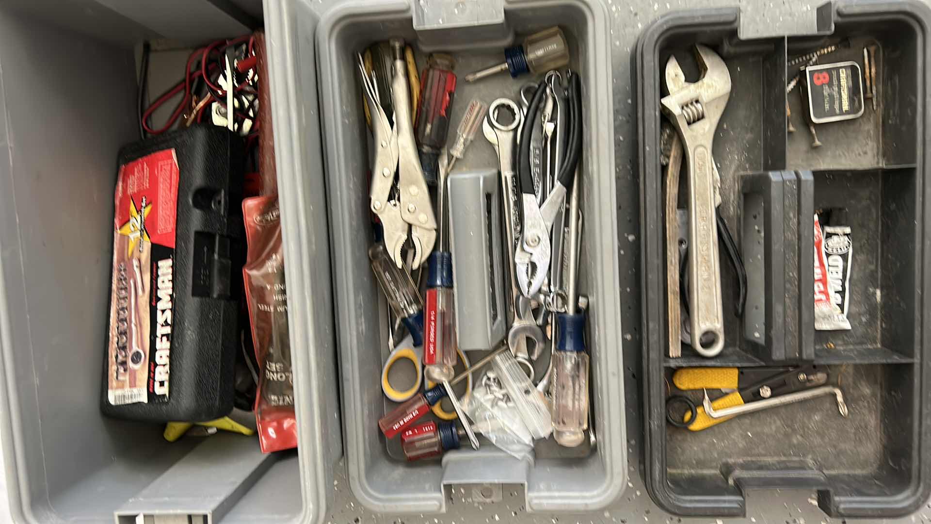 Photo 1 of CRAFTSMAN TOOL BOX W TOOLS