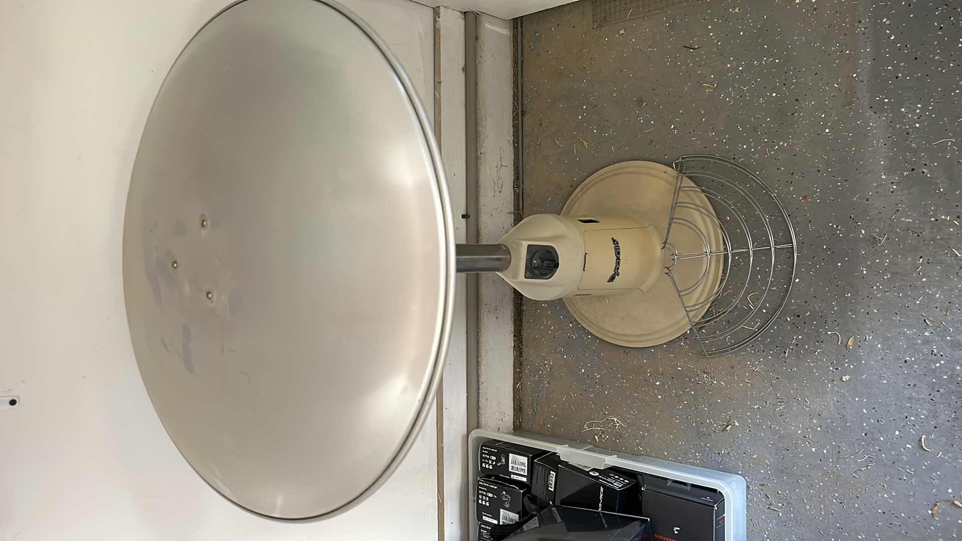 Photo 1 of DYNA GLOW OUTSIDE HEAT LAMP H 34”