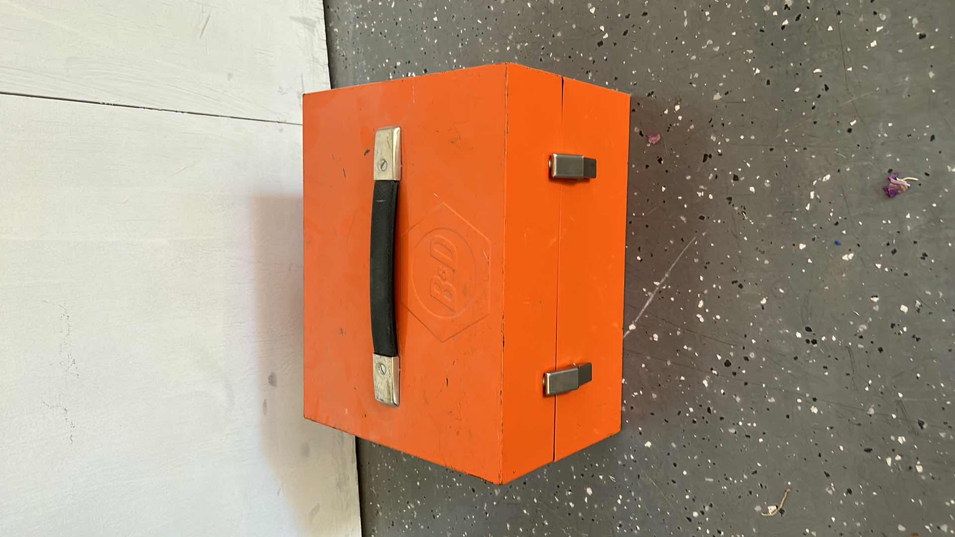 Photo 1 of BLACK AND DECKER ROUTER KIT