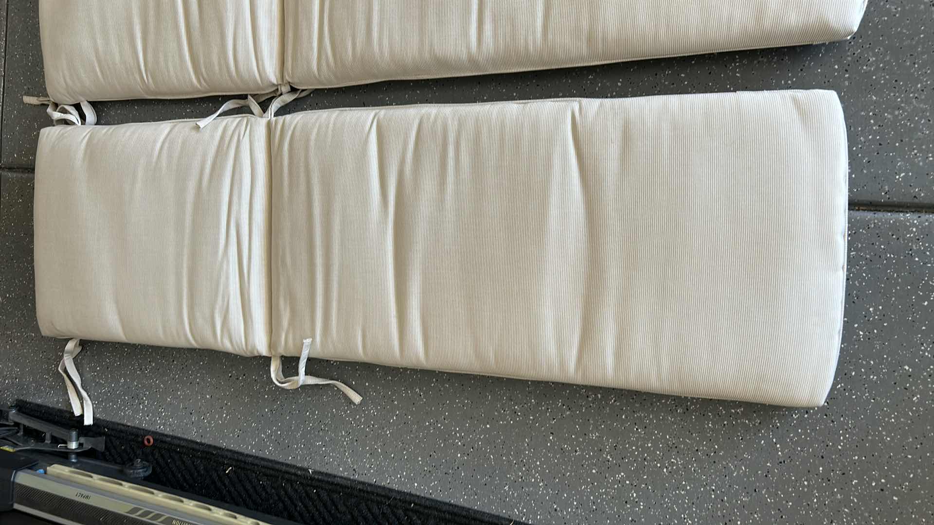 Photo 1 of 2  off-white chaise lounge pads