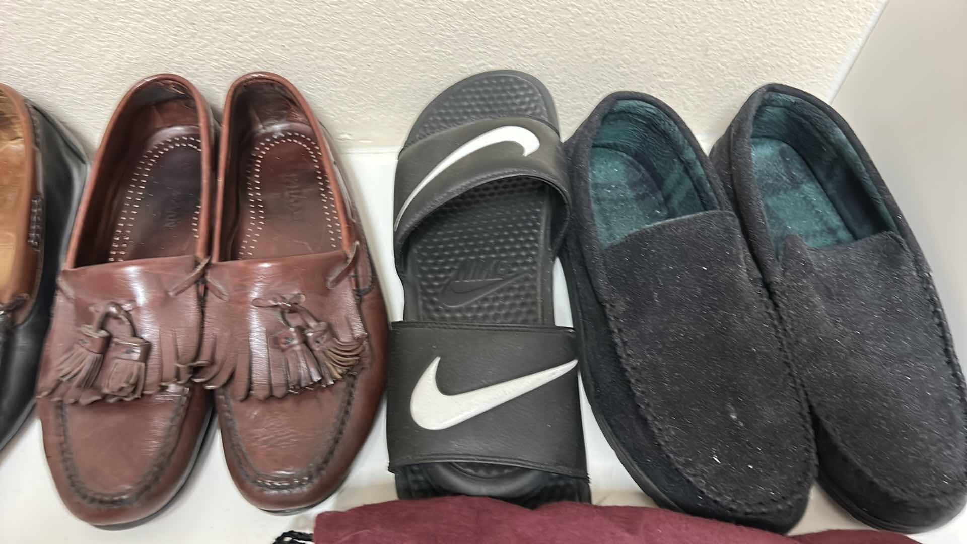 Photo 1 of Men’s shoes, size 11, with cleaning, accessories and polish