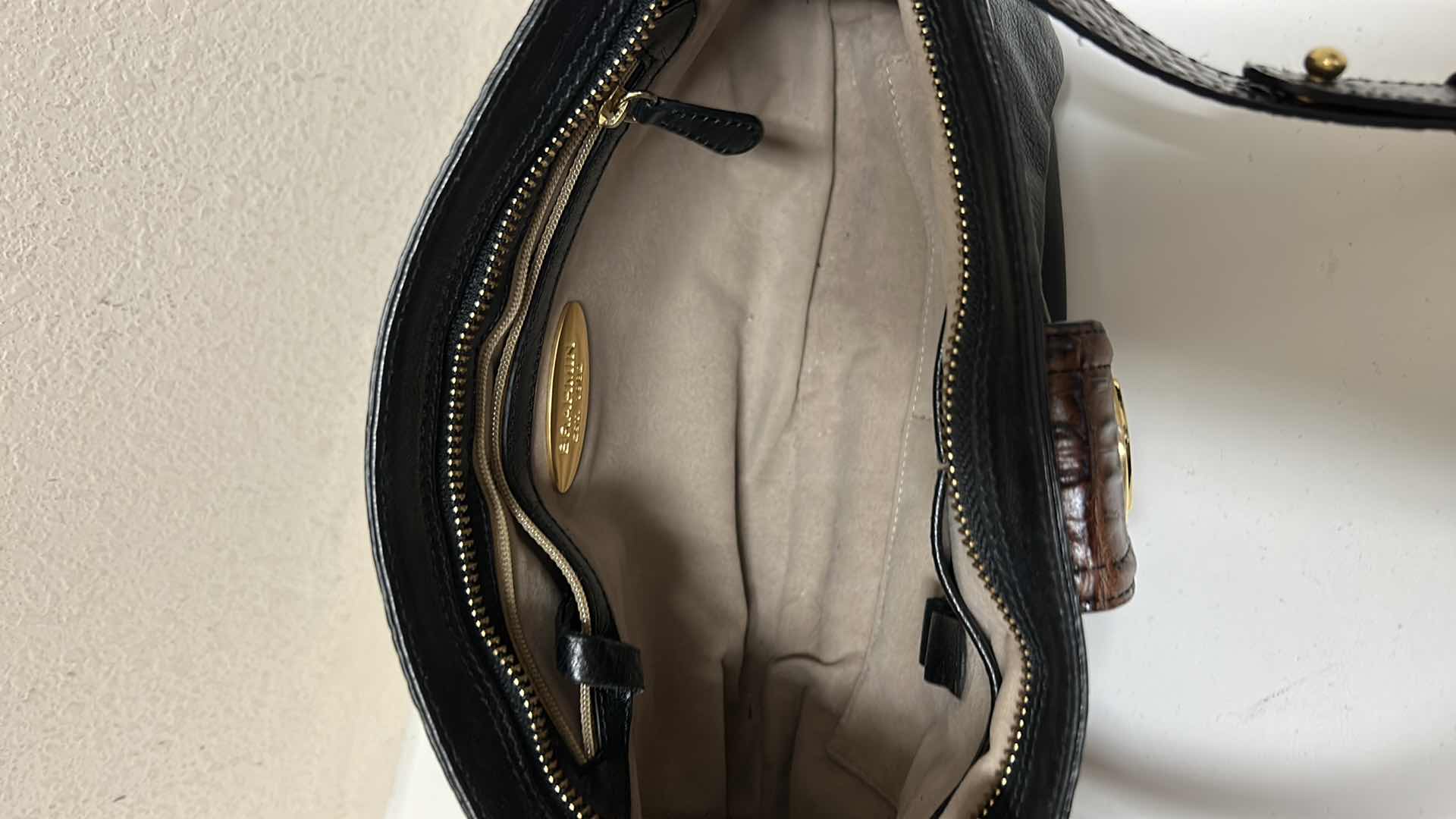 Photo 1 of BRAHMIN women's leather purse/handbag