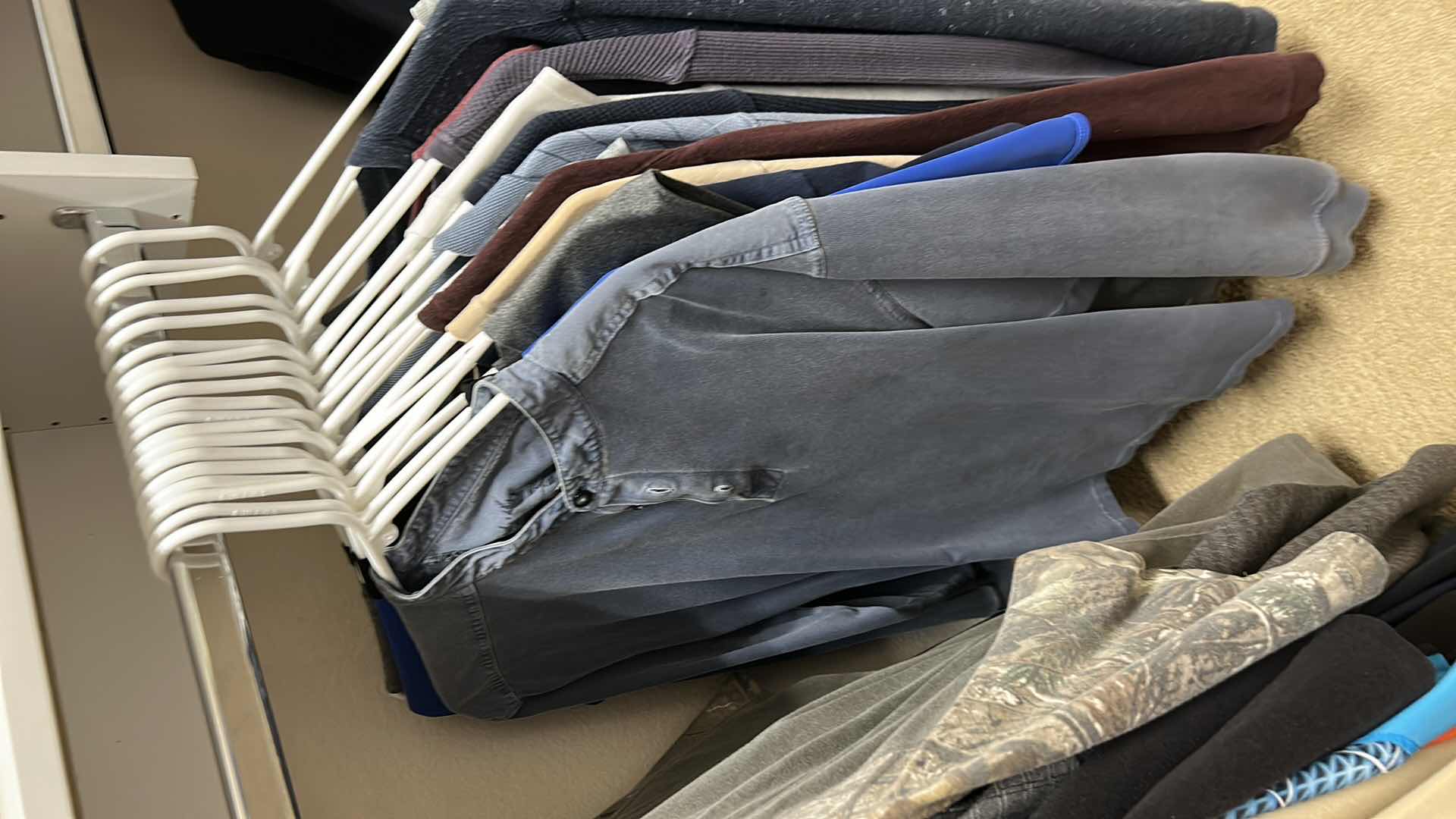 Photo 1 of Men’s clothing assortment, mostly size large