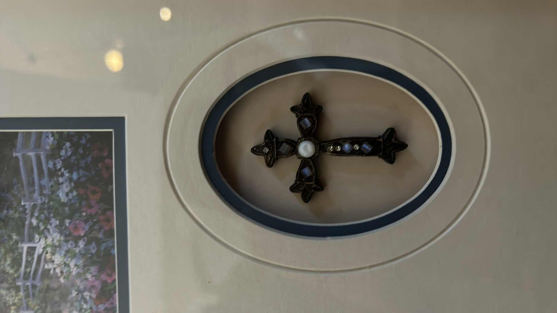 Photo 1 of JOHN 3:12 "LIGHT OF LIFE" FRAMED ARTWORK 17 1/2” x 21”