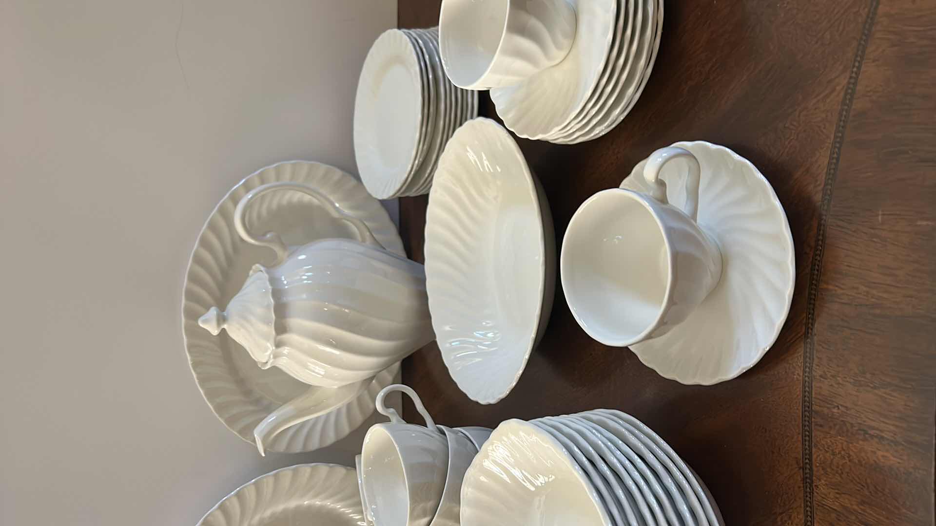 Photo 1 of 54 PC JOHNSON BROTHERS MADE IN ENGLAND DINNERWARE ASSORTMENT
