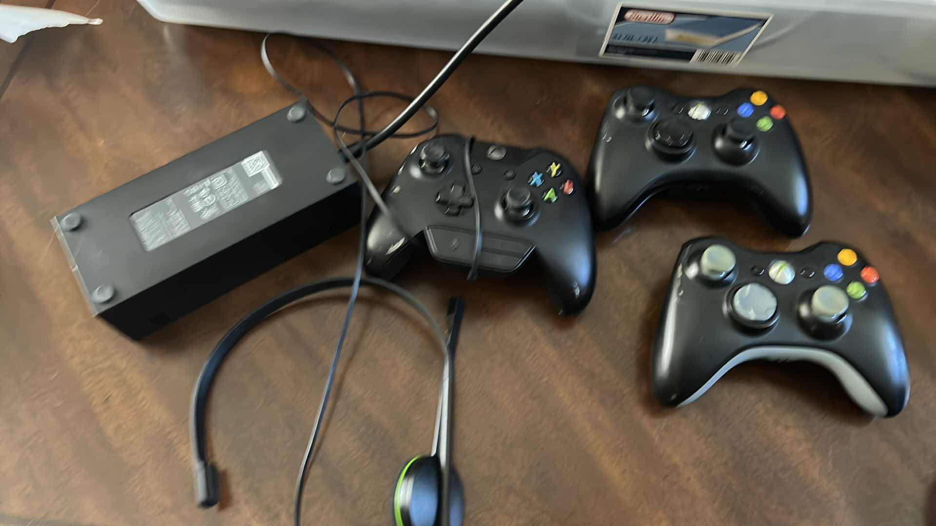 Photo 1 of GAMING SYSTEMS AND ACCESSORIES - Xbox 360, Xbox