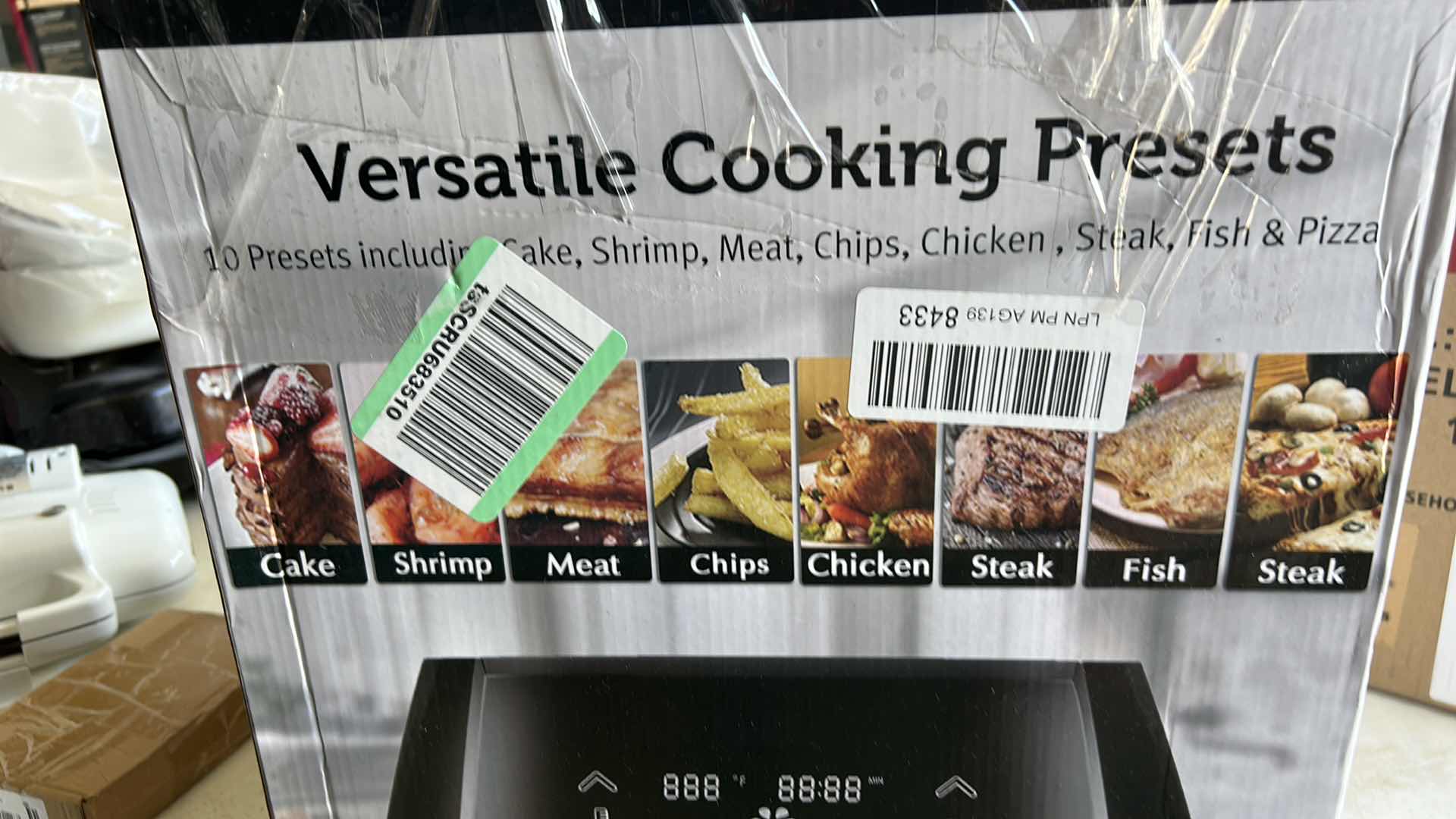 Photo 3 of NEW IN BOX 5.8 QUART AIR FRYER