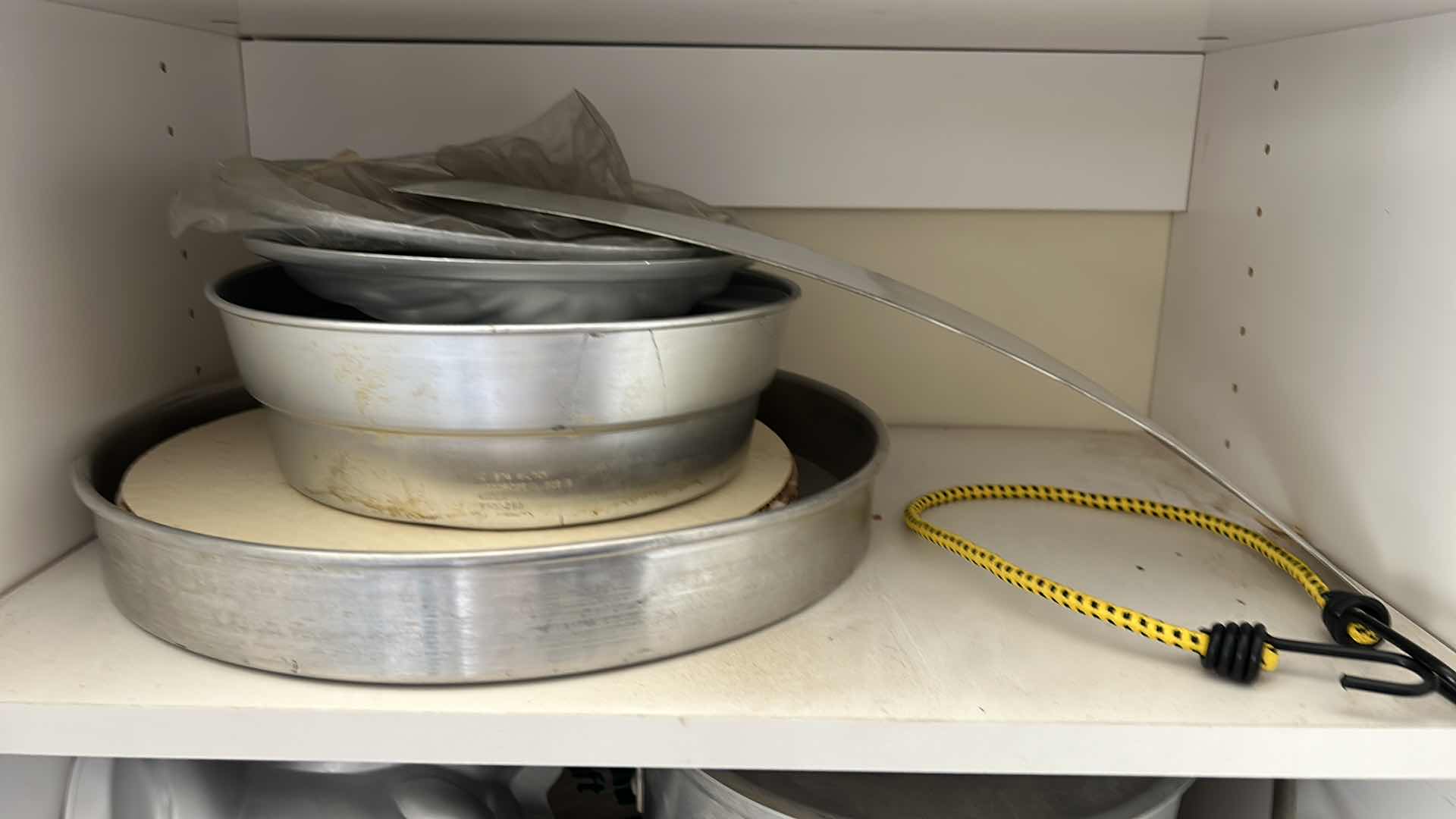 Photo 1 of CONTENTS OF CABINET