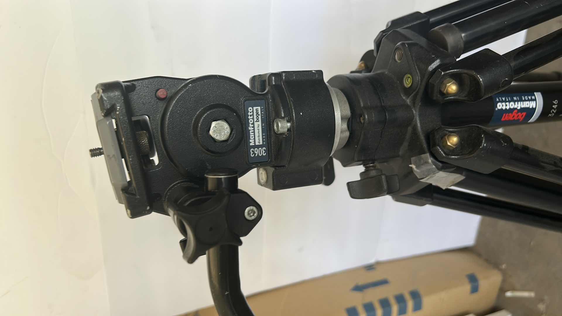 Photo 1 of BOGEN MANFROTTO MADE IN ITALY TRIPOD