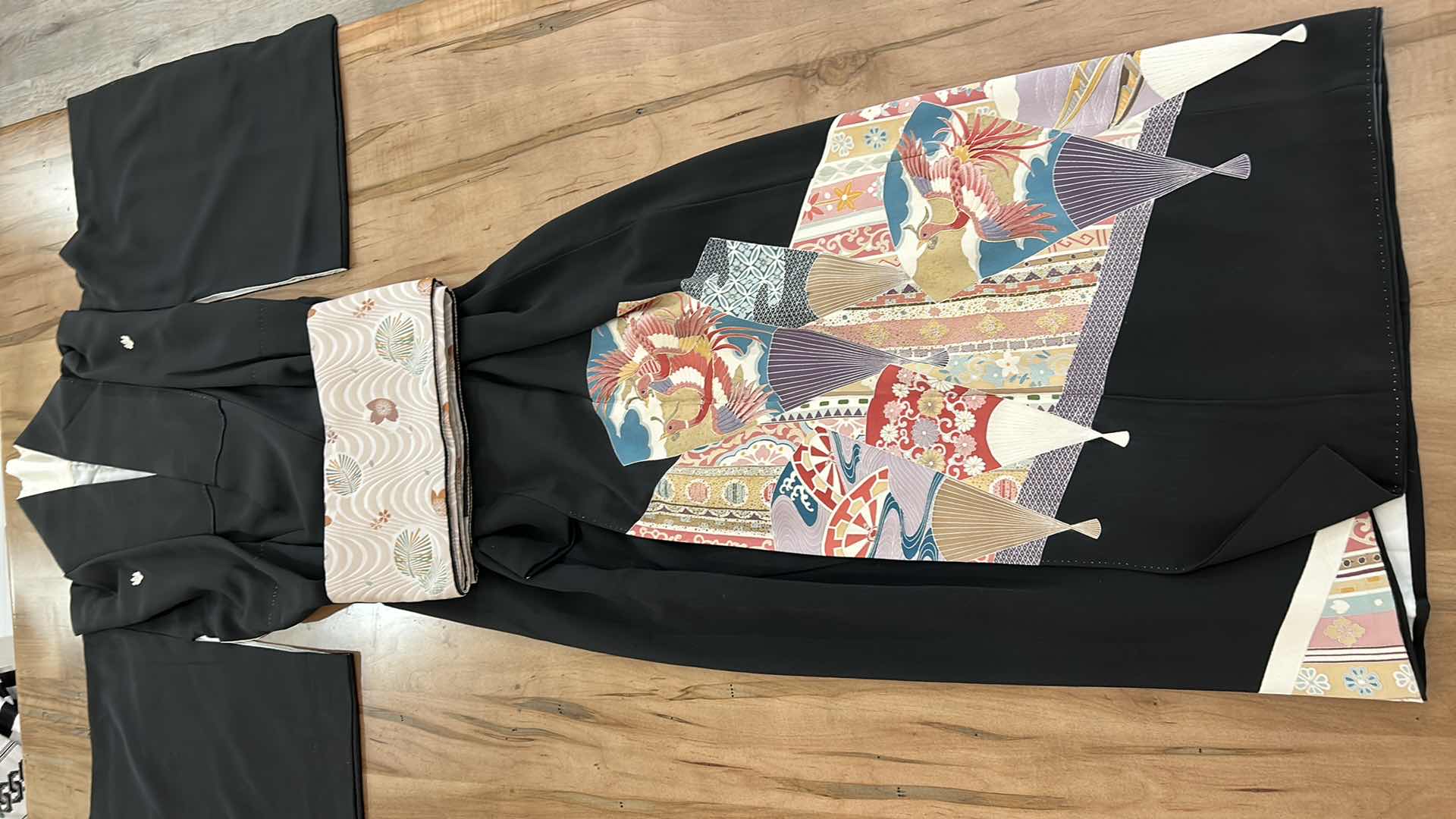 Photo 1 of JAPANESE KIMONO W BELT