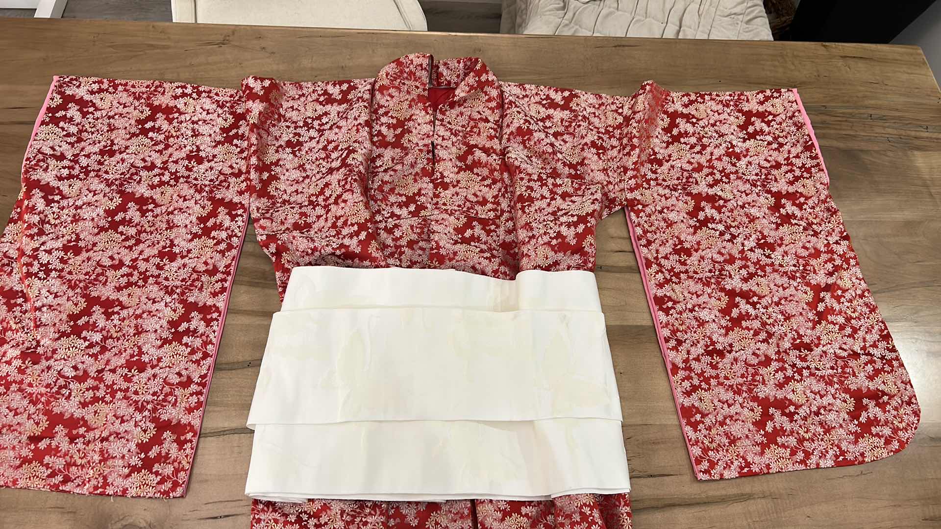 Photo 4 of  JAPANESE KIMONO W BELT AND SHOES