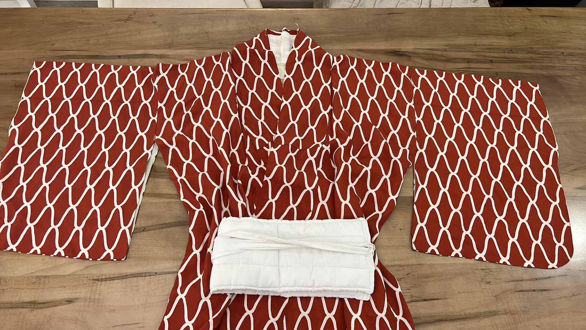 Photo 4 of JAPANESE KIMONO W BELT