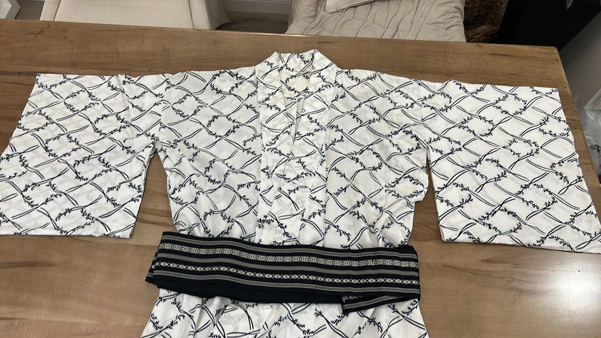 Photo 5 of 4 LOUNGING KIMONOS