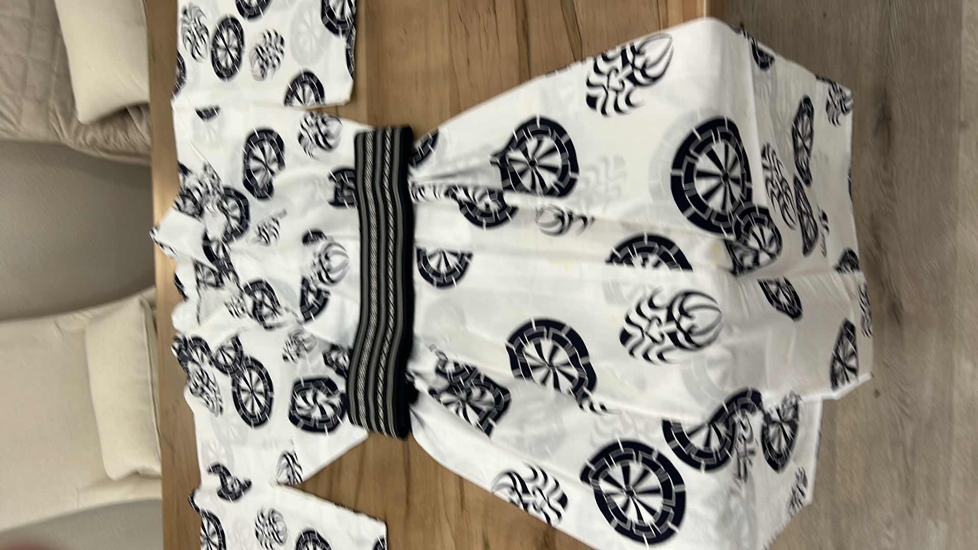 Photo 4 of 4 LOUNGING KIMONOS