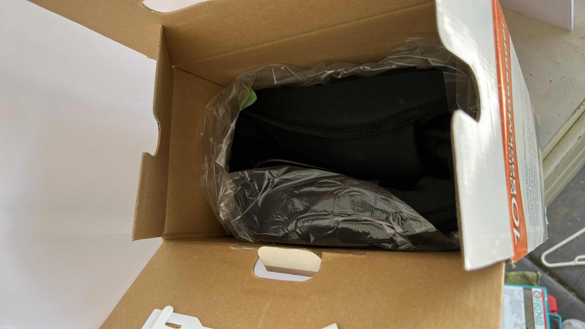 Photo 1 of How medics 10 motor back massager with heat