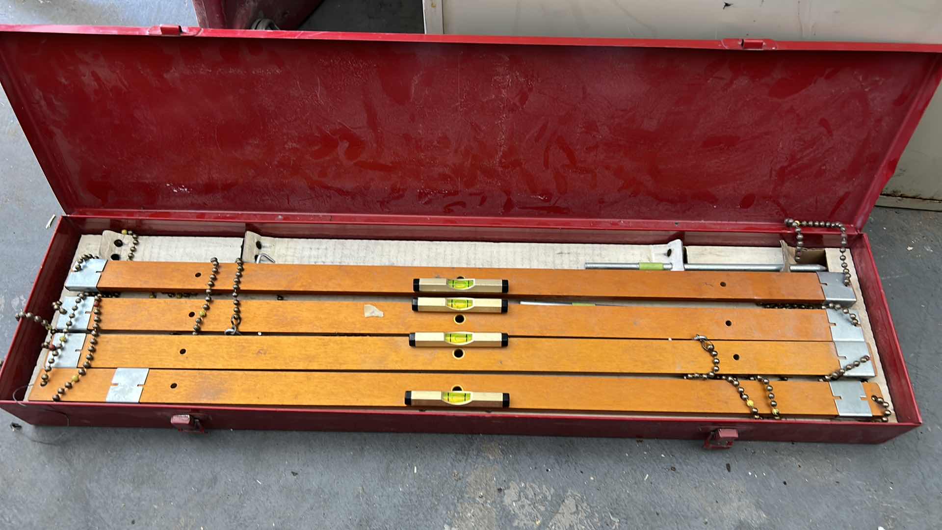 Photo 5 of CAR MECHANIC TOOLS 