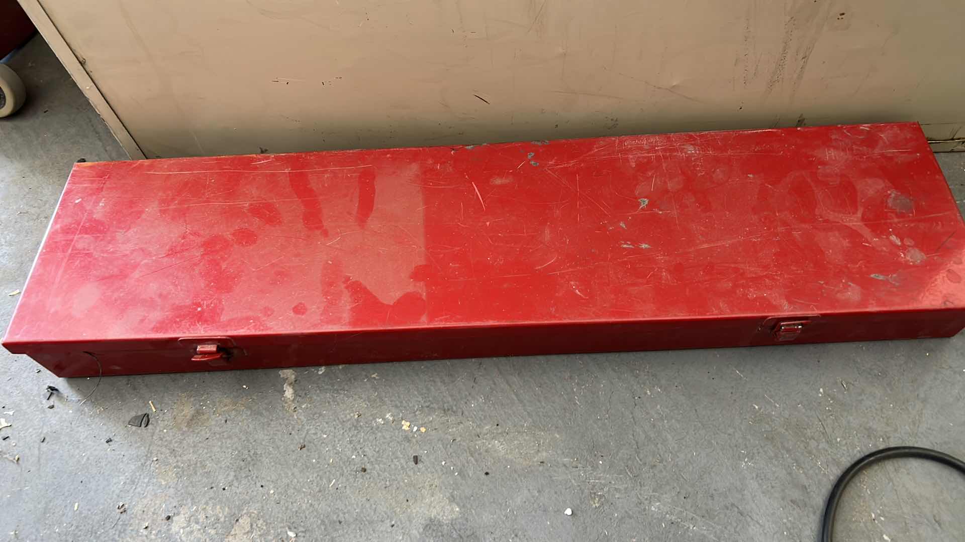 Photo 4 of CAR MECHANIC TOOLS 