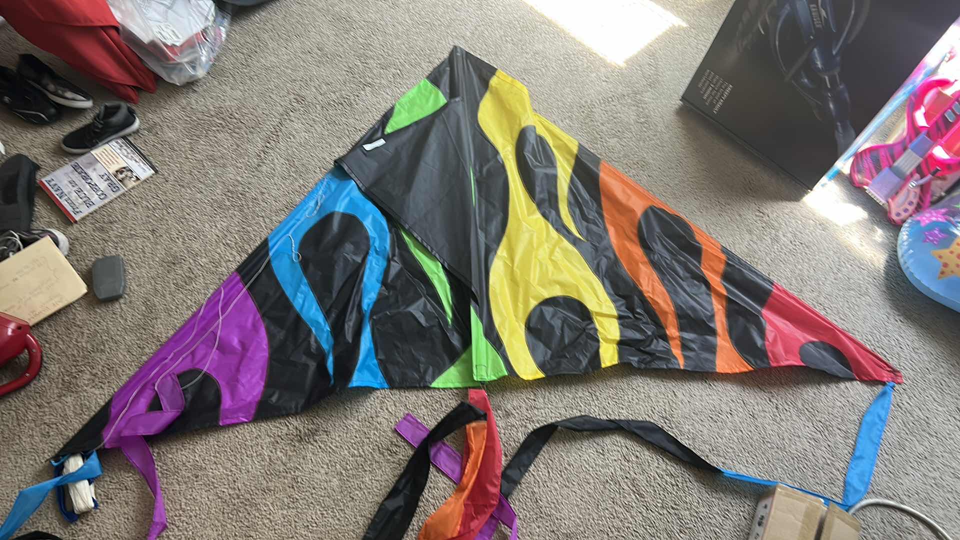 Photo 1 of BOX OF CHILDRENS TOYS AND KITE