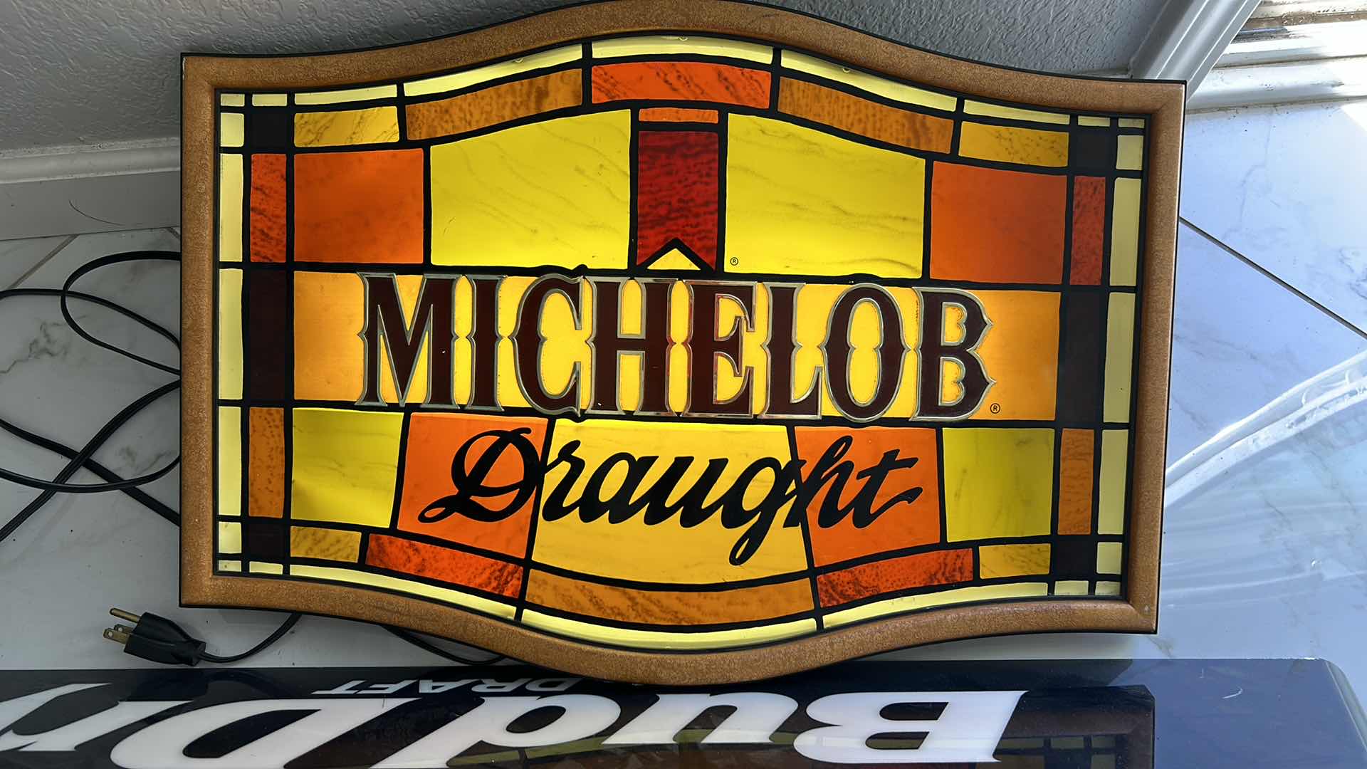 Photo 1 of MICHELOB BEER LIGHTED SIGN  24 1/2” x 16”