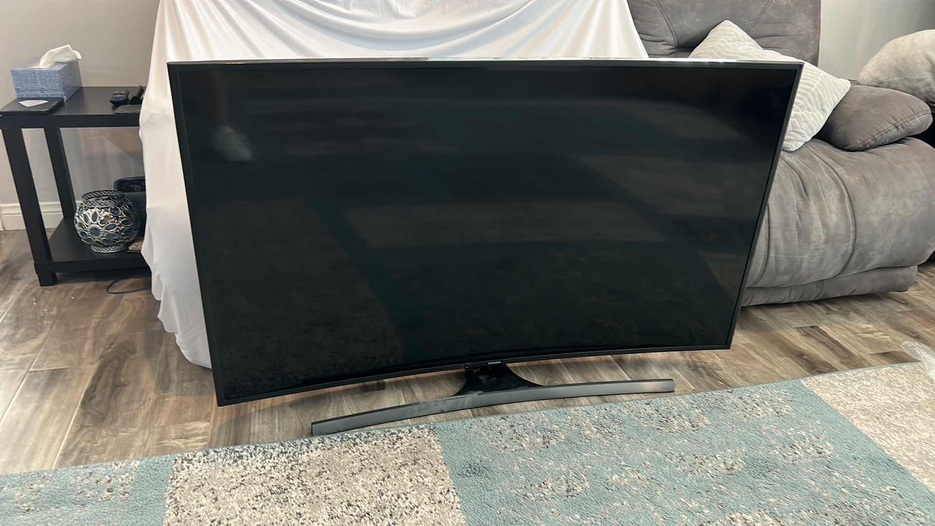 Photo 1 of 55” SAMSUNG TV with CORD AND REMOTE