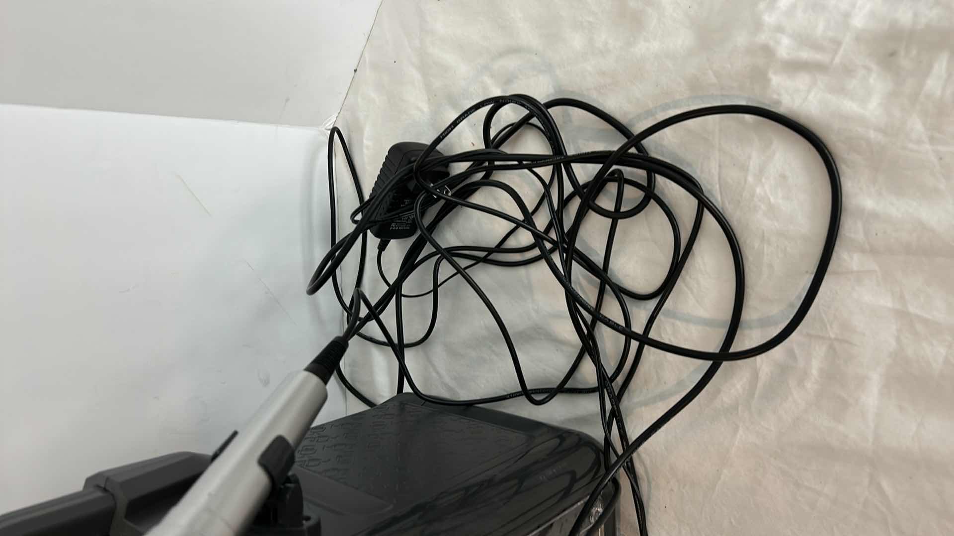 Photo 2 of SINGING KARAOKE MACHINE