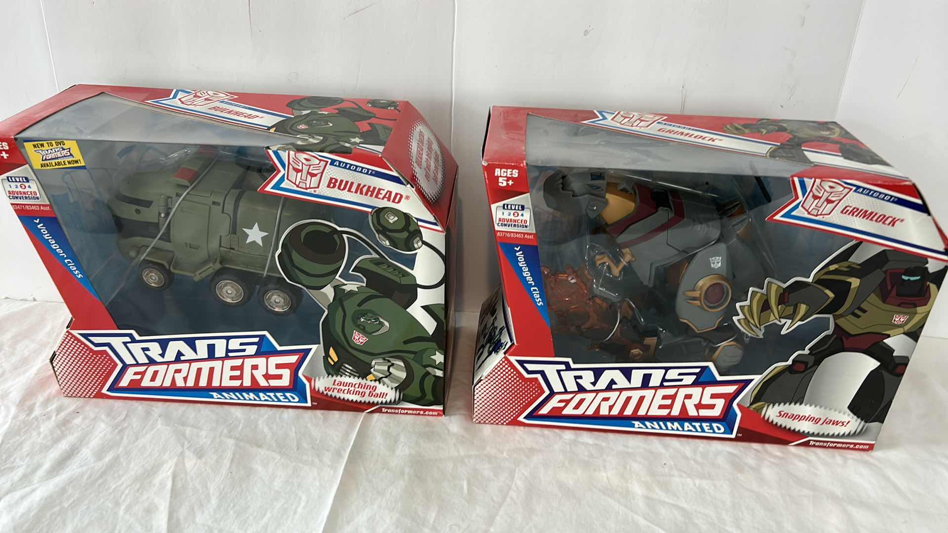 Photo 1 of 2 NEW ANIMATED TRANSFORMERS