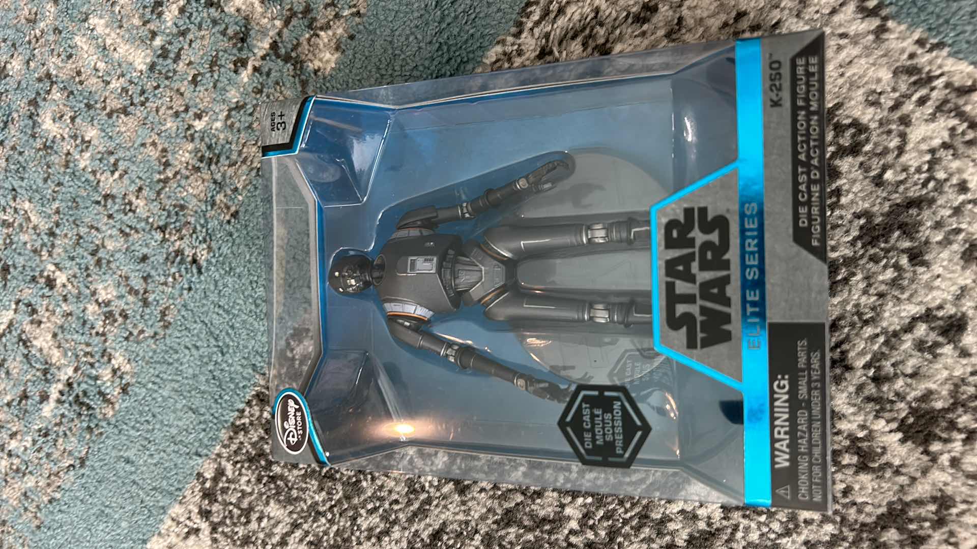 Photo 1 of STAR WARS DIE CAST ELITE SERIES FIGURE