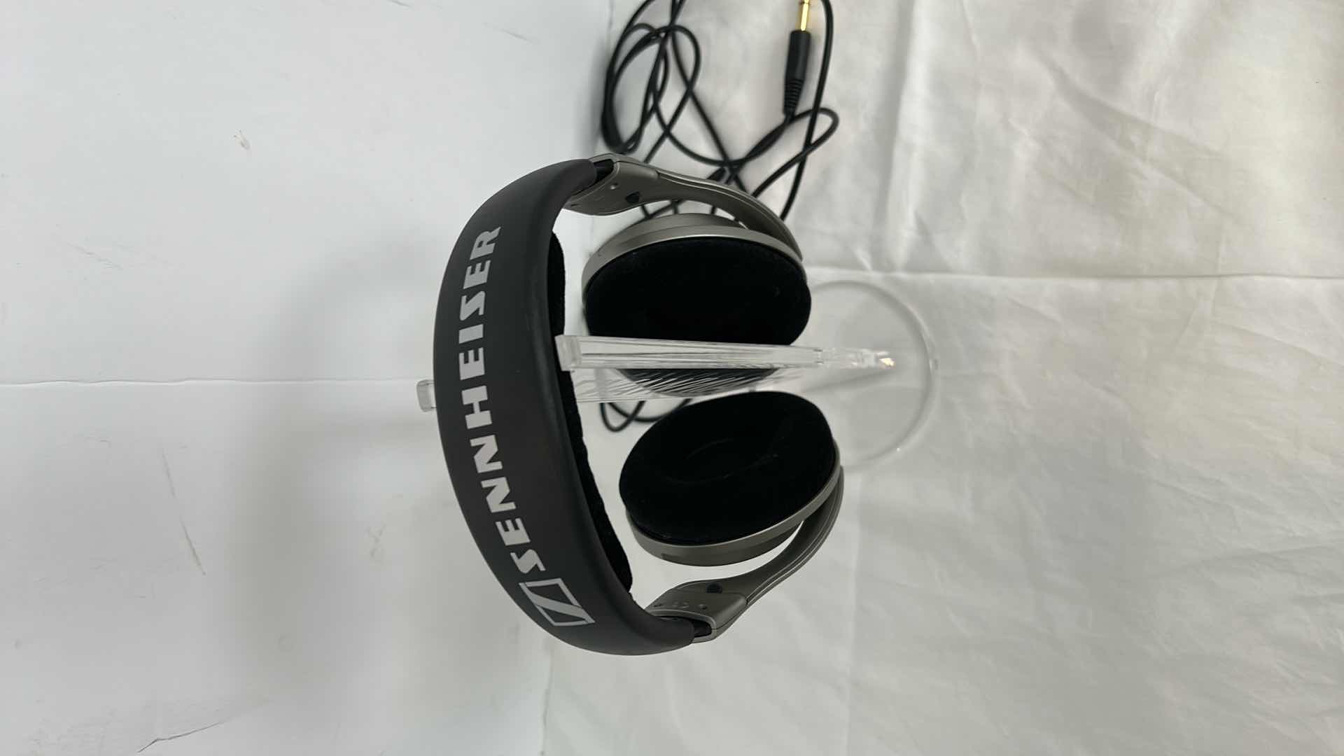 Photo 1 of SENNHEISER HEADPHONES