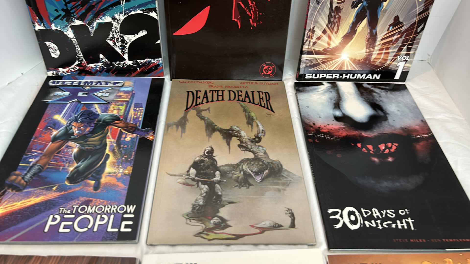 Photo 3 of COMIC MAGAZINES